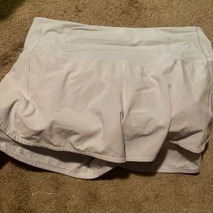 Lululemon Speed Up shorts size 8